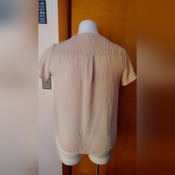 π€π€ TORRID Harper Blouse | Size 00 | Soft Beige | Flowy & Flattering π€π€ - Picture 6 of 6